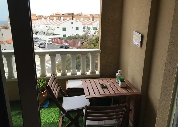 Maria Perla Medano *